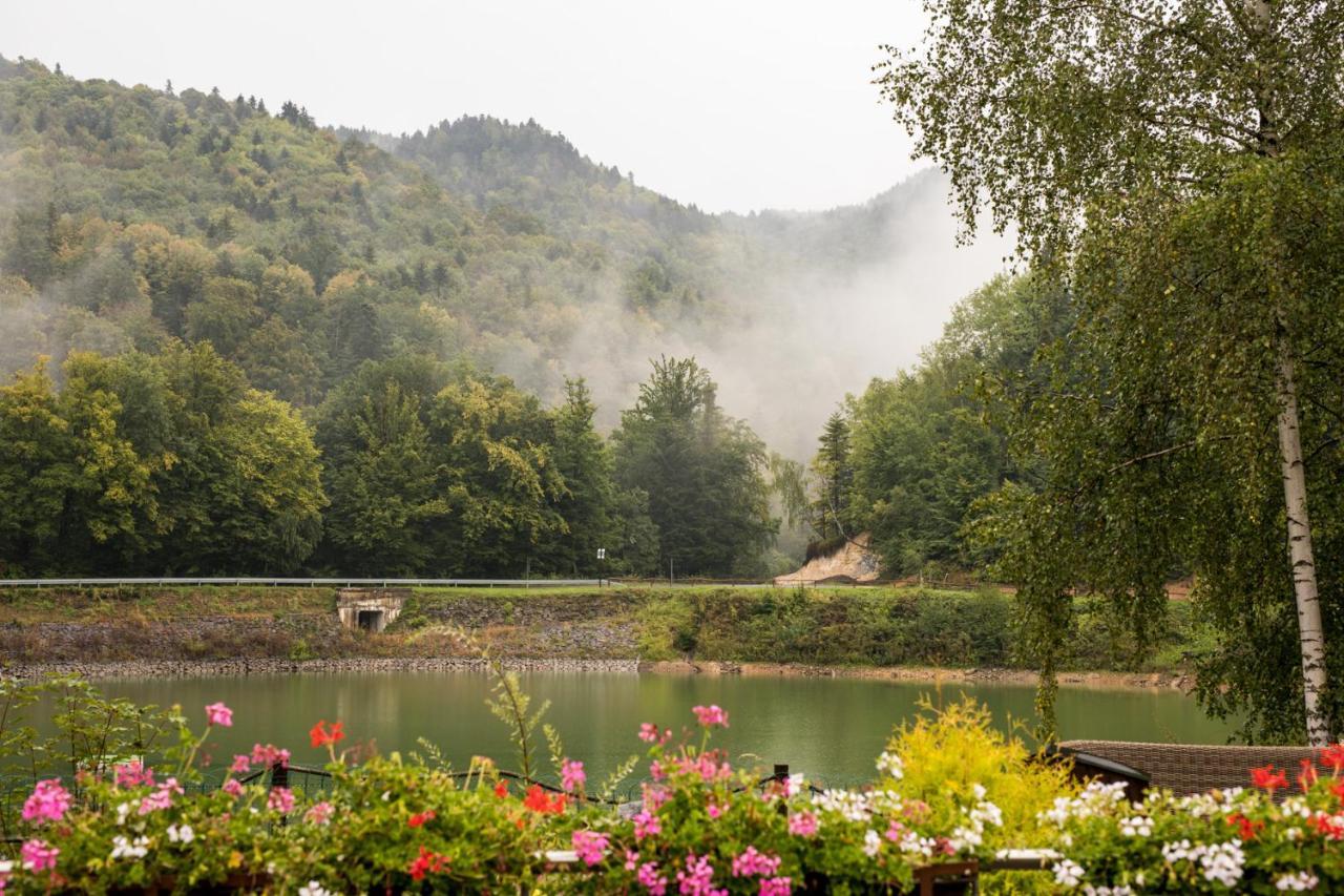 Salamandra Hotel Banska Stiavnica Luaran gambar